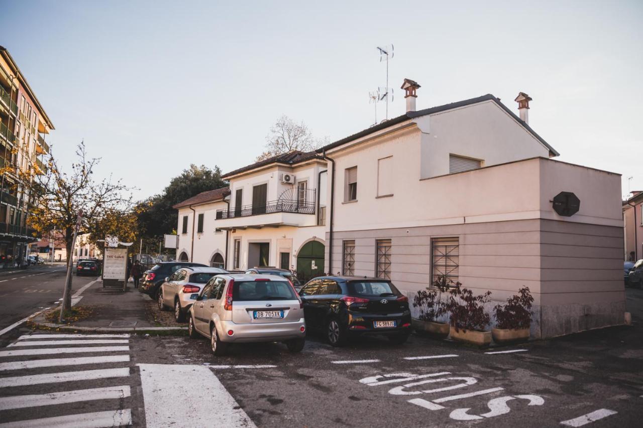Grey House Pavia Con Box Privato Daire Dış mekan fotoğraf